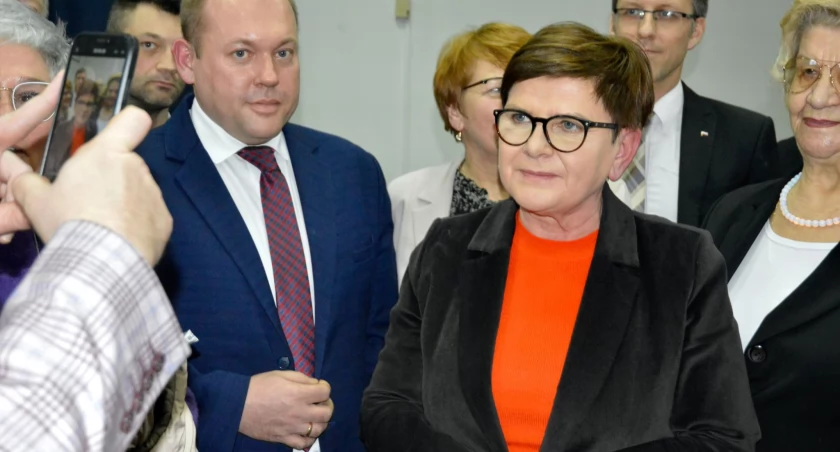 Wizyta Beaty Szydło w Wyszkowie. Mieszkaniec: Przekaz jest o tym, co było i jest. A oczekujemy, co będzie!