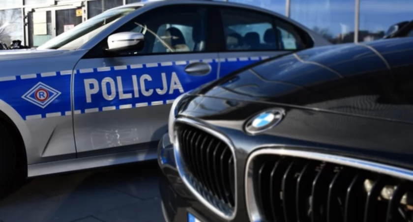 19-latek ukradł BMW własnemu bratu. Nie miał też prawa jazdy 