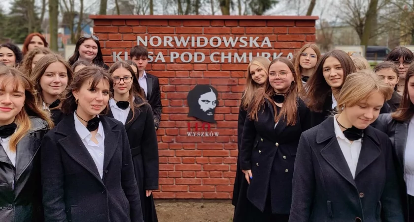 Norwidowska klasa pod chmurką już jest!