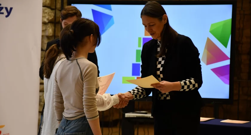 Wyszkowska młodzież w gronie laureatów. Ich prace wystawiono w warszawskim Pałacu Młodzieży