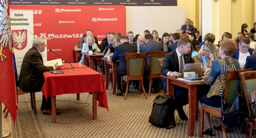 Mazowsze ma nowych radnych. Aż 27 z nich to debiutanci