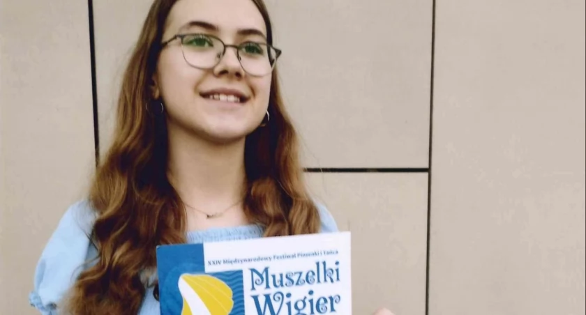 Reprezentantka Centrum Kultury w Długosiodle wyśpiewała Złotą Muszelkę Wigier