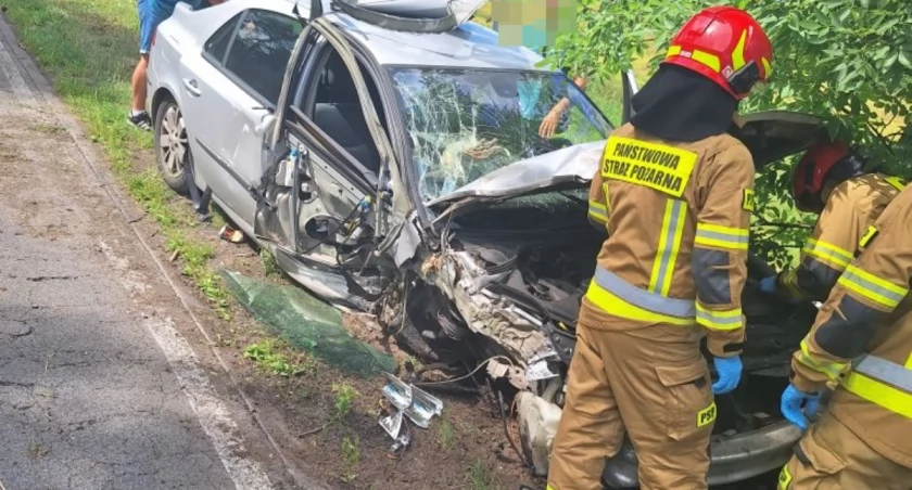 Wypadek w Łosinnie. 56-latek zasnął za kierownicą 