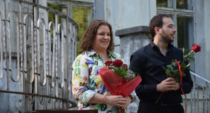 VII koncert plenerowy w Dębinkach. Wystąpili Katarzyna Skarżanka i Simone Pierini