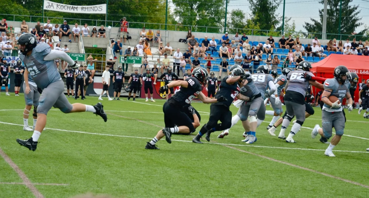 Rhinos pokonali Wilki. Przed nami finał PFL2 2024 w Wyszkowie [FOTO]