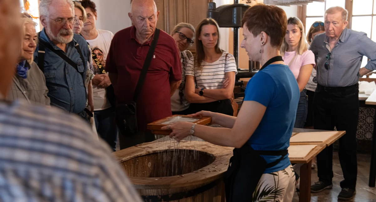 Wyszkowscy czytelnicy na wycieczce. Poznali starodawną tradycję 