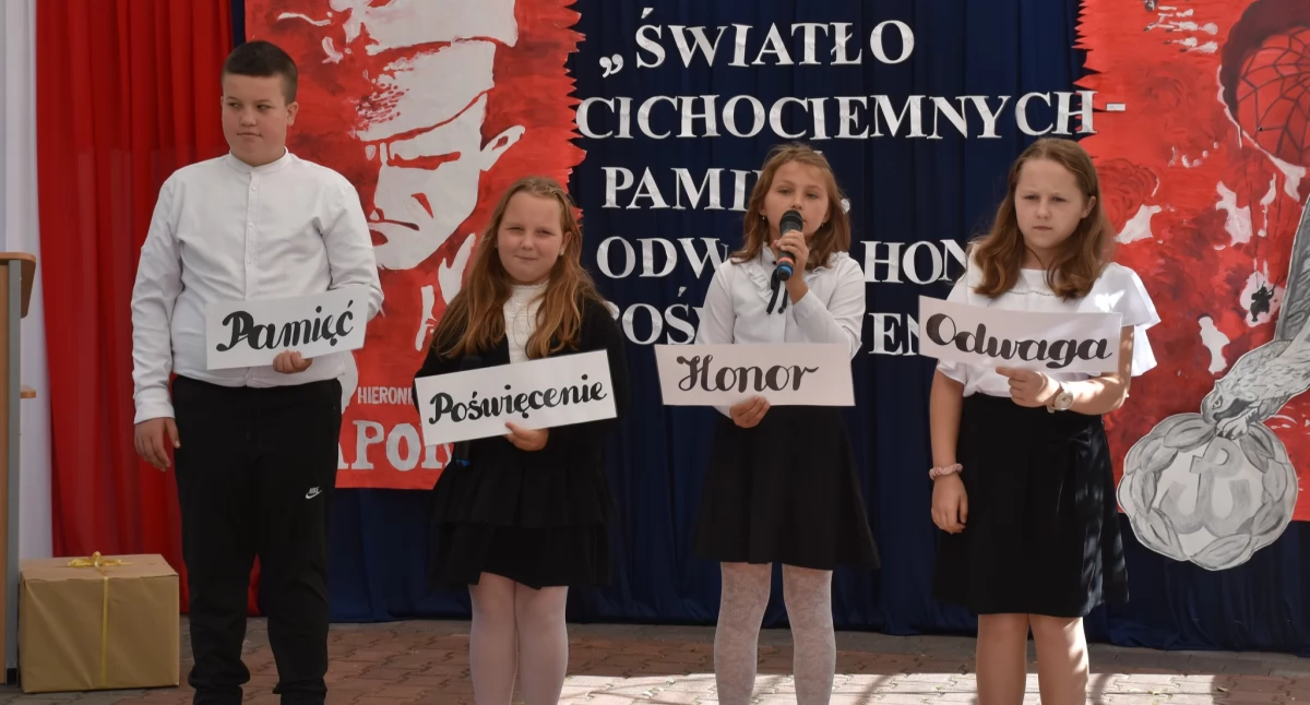 Uroczystości w Łosinnie. Szkoła świętowała ważną rocznicę 