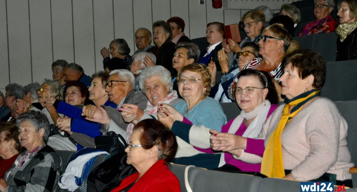 Senioralia w Wyszkowie: Muzyczna podróż pełna emocji [FOTO]