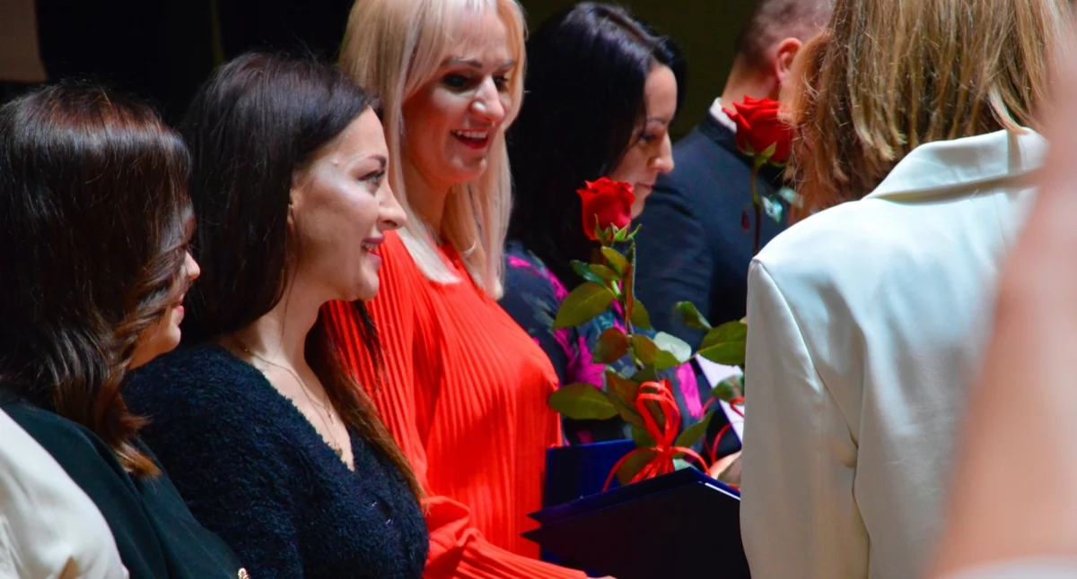 Dzień Edukacji Narodowej. Wręczono wyróżnienia i awanse [foto]
