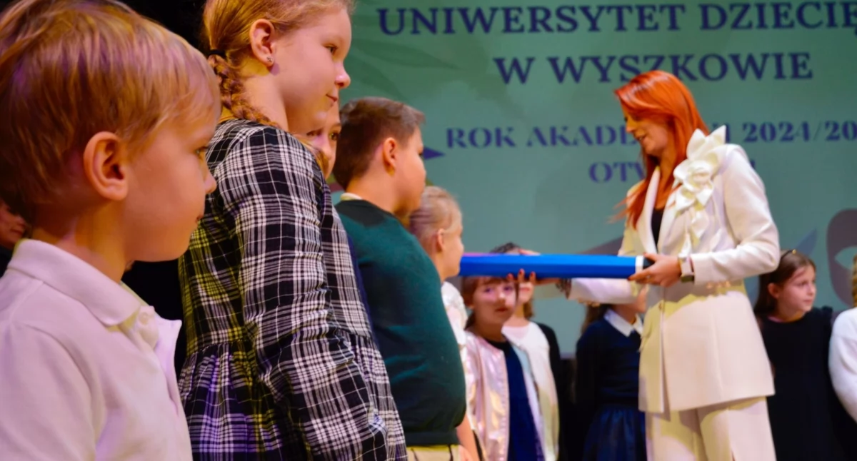 Uniwersytet Dziecięcy przywitał młodych studentów. W tym roku aż 100 osób [FOTO]
