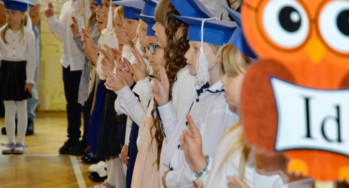 Głośne ŚLUBUJEMY! dumnie wybrzmiało w murach JEDYNKI [FOTO]