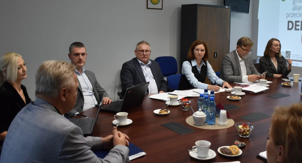 Włodarze powiatu i gmin rozmawiali o ważnych sprawach dla mieszkańców. Ale szczegółów nie ujawniono