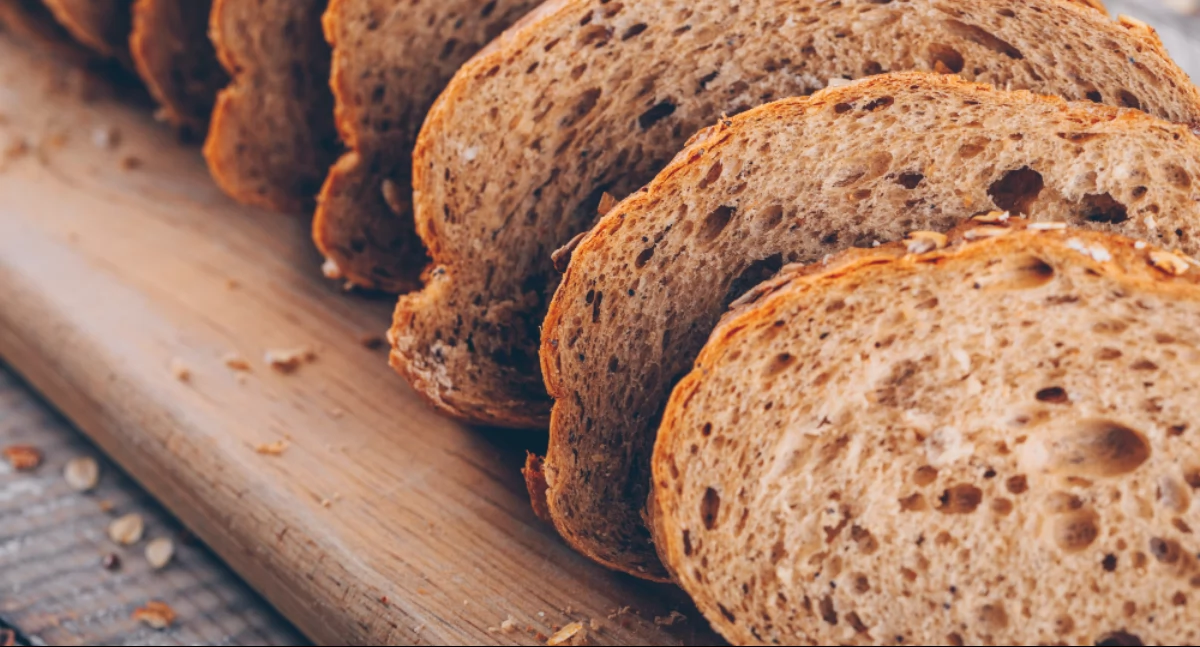 Chleb, który pomaga schudnąć i obniża cholesterol. To najlepszy możliwy wybór