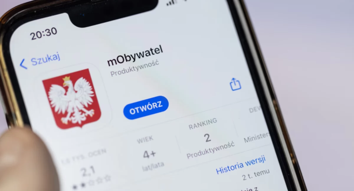 Sprawdź stan autokaru, zanim dziecko ruszy na zimowisko. Nowa funkcja w mObywatel