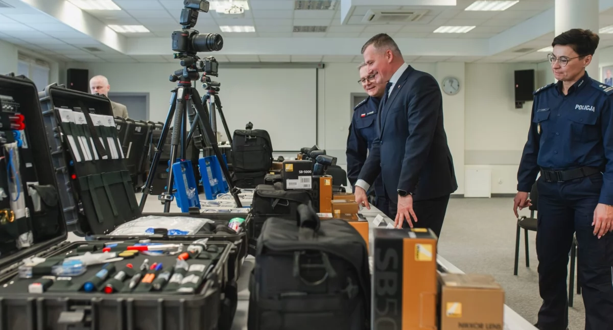 Mazowiecka policja z nowym sprzętem. Wyszków zyskał specjalną walizkę 