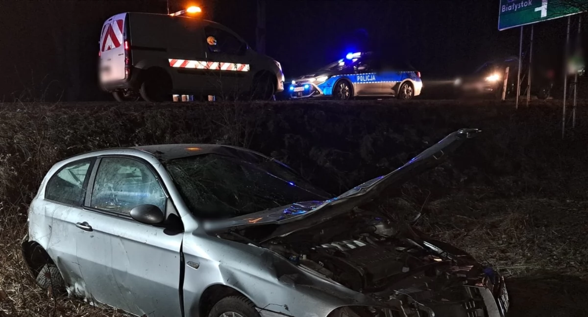 Wypadła na łuku. Dwie osoby w szpitalu 