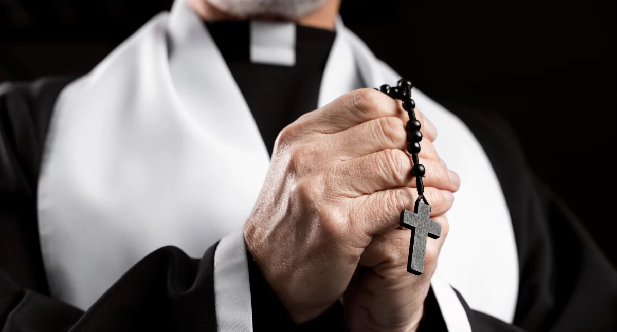 Z kraju: Ksiądz skazany za molestowanie prosi o ułaskawienie. Matka ofiary nie kryje oburzenia