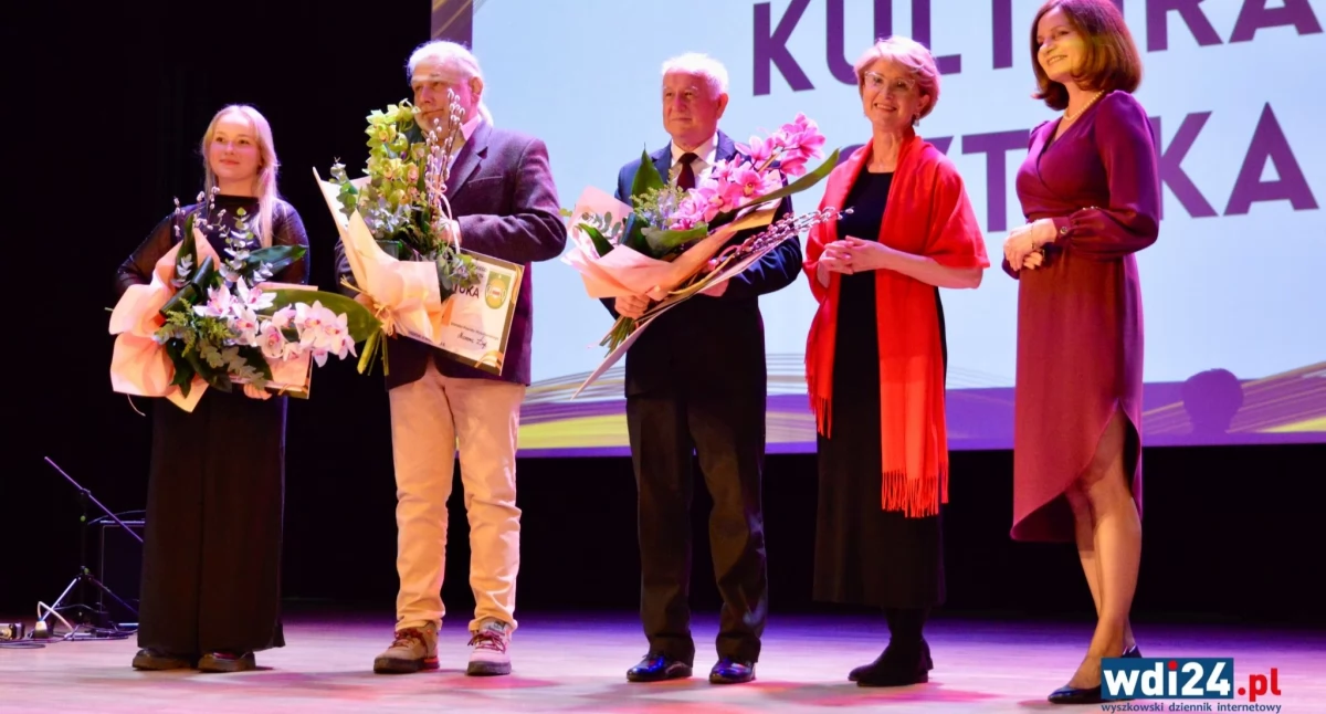 Gala Nagród Starosty Powiatu Wyszkowskiego. Poznaliśmy laureatów za rok 2024 [FOTO/WIDEO]