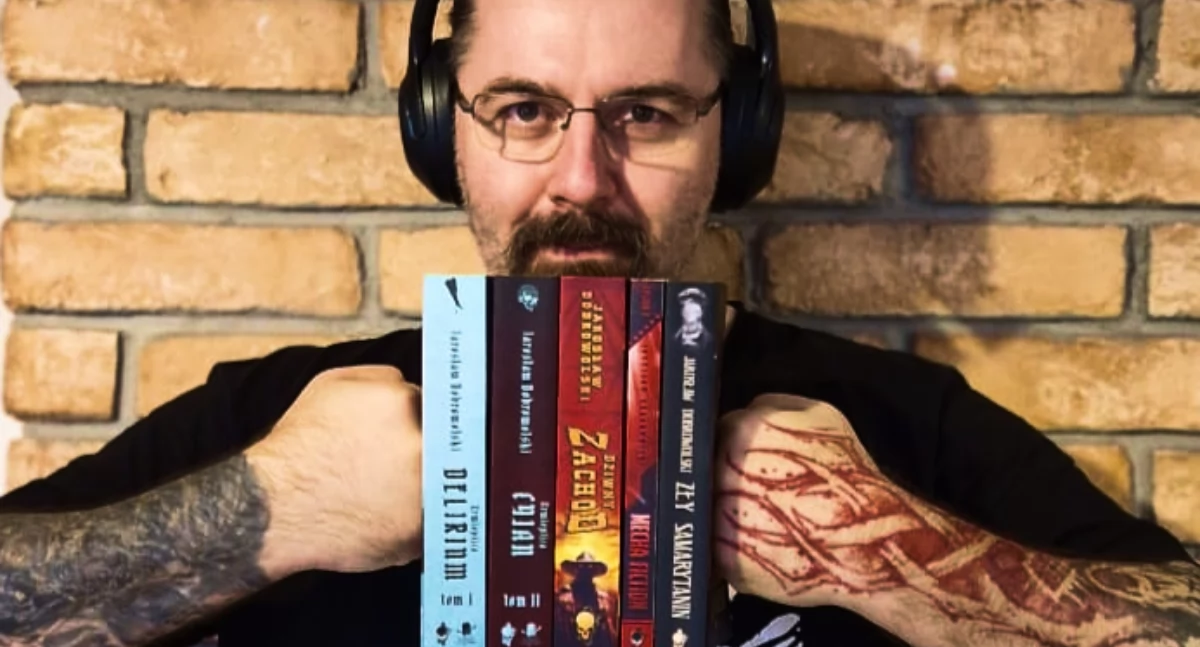 Mroczne opowieści, autografy i rozmowy o literaturze. Jarosław Dobrowolski spotka się z czytelnikami 