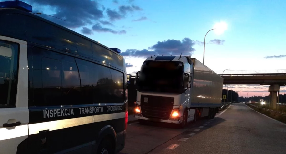 Transport ładunku z Chin zatrzymany pod Wyszkowem. Przewoźnik bez ważnego zezwolenia