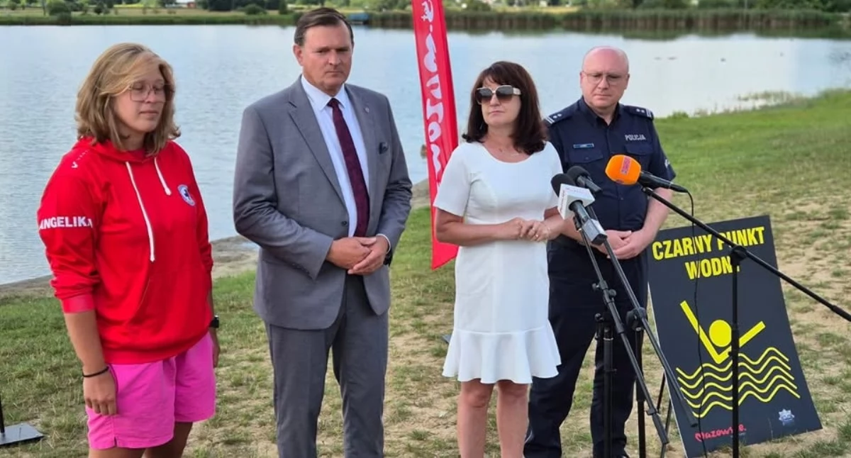 Czarne punkty wodne oznaczone