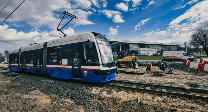 Bydgoszcz napędza Śląsk – rewolucja na torach z PESĄ