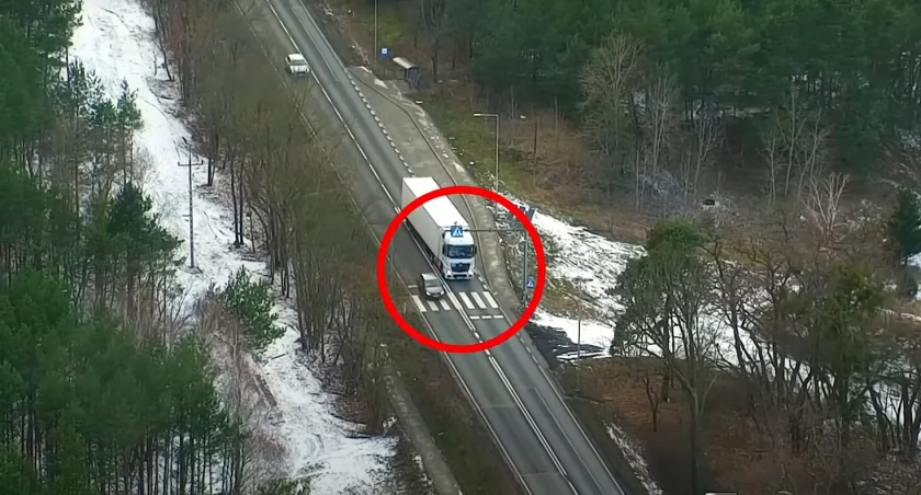Mandaty nie wystarczą? Policja ujawnia, jak kierowcy lekceważą przepisy na DK10