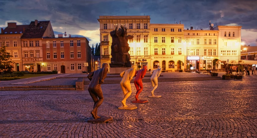 Bydgoszcz między skrajnościami – analiza gospodarcza regionu w marcu 2025