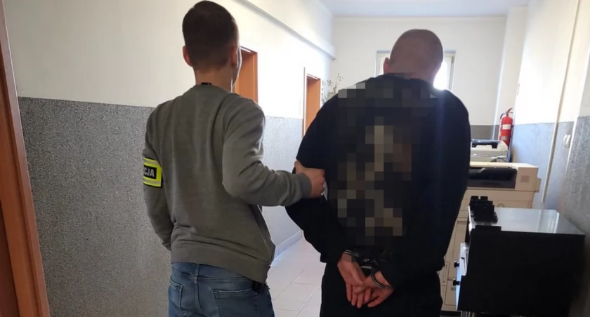 Bydgoszczanin z siekierą pod klatką – nocny koszmar na Wyżynach