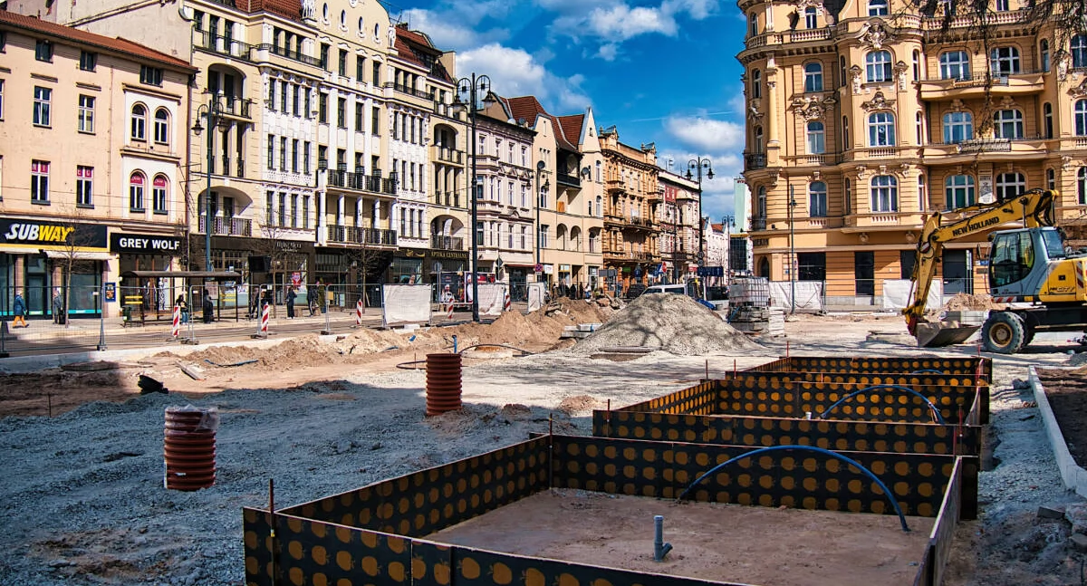 Estetyka ma znaczenie. Rewitalizacja pl.Wolności w Bydgoszczy zmienia oblicze przestrzeni miejskiej