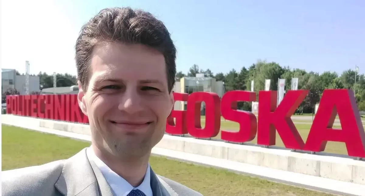 Dr Adam Kowalewski doceniony przez WHO, nagrodzony przez Bydgoszcz – sukces, który nie kończy się na stypendium