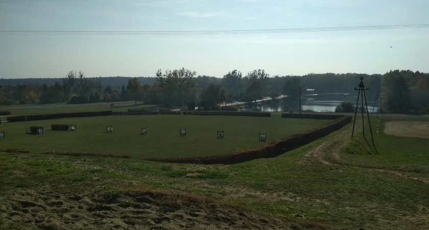 Parada motocykli i eksplozja kolorów. Majówka 2025 w Myślęcinku to więcej niż rekreacja