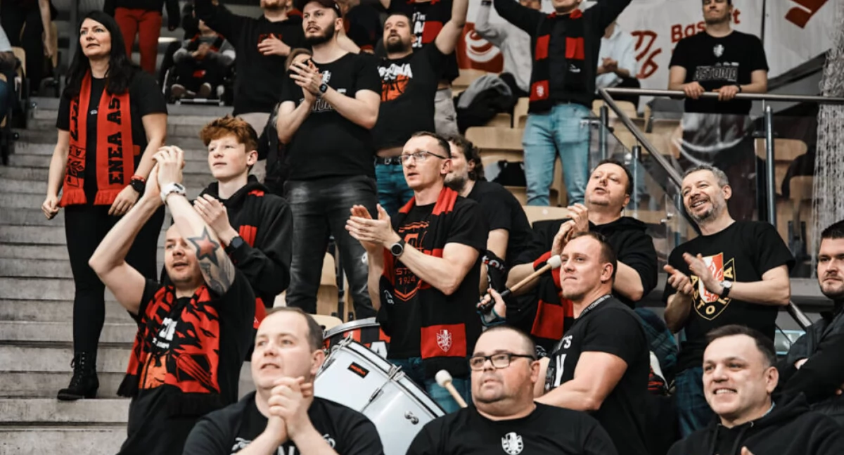Bydgoszcz w ogniu emocji: bilety na mecz Astorii wyprzedane w rekordowym tempie