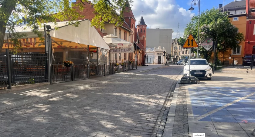 Bydgoszcz: Ulica Podwale już prawie gotowa. Koniec z tranzytem, czas na dostępność