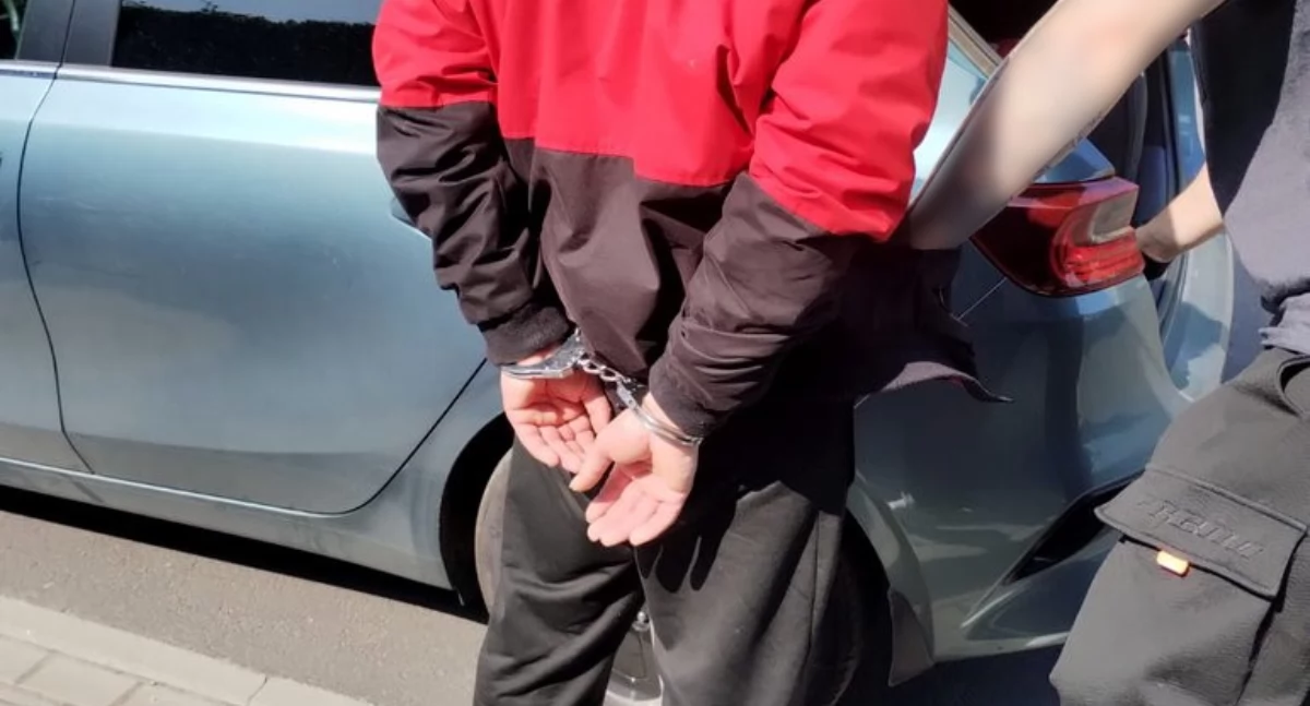 Stanął w obronie kobiety w sklepie w Bydgoszczy. Walczył o życie na stole operacyjnym