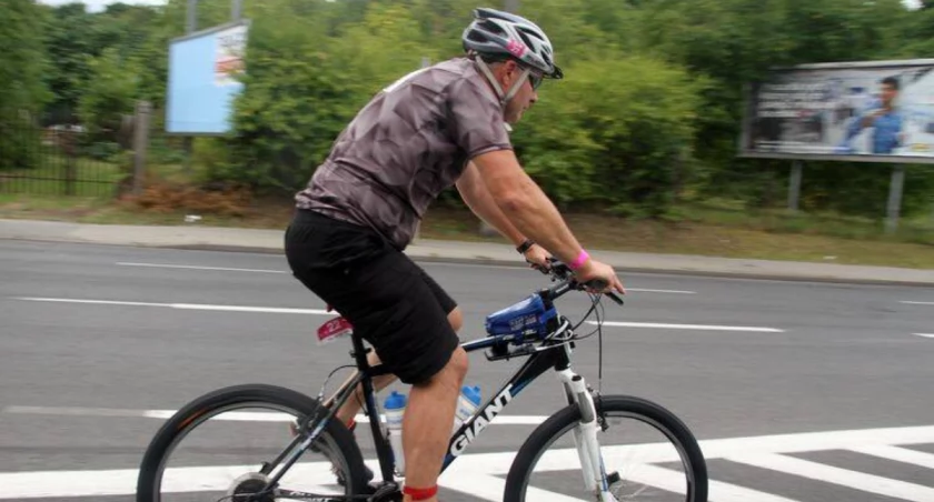 Bydgoszcz kontra Toruń: prezydencki zakład o frekwencję zakończony rowerowym wyzwaniem