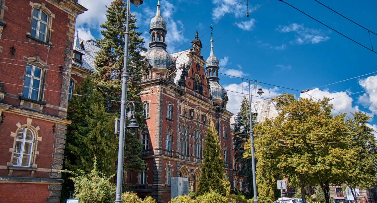 Zabytkowy gmach przy Brdzie przejdzie wielką metamorfozę. Inwestor zdradza szczegóły o hotelu City Park w Bydgoszczy
