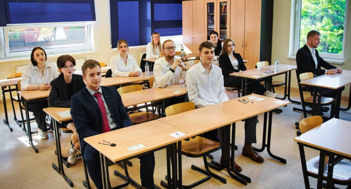 Wyniki matur 2025 w Bydgoszczy. Tylko trzy licea z kompletem, ale miasto i tak górą