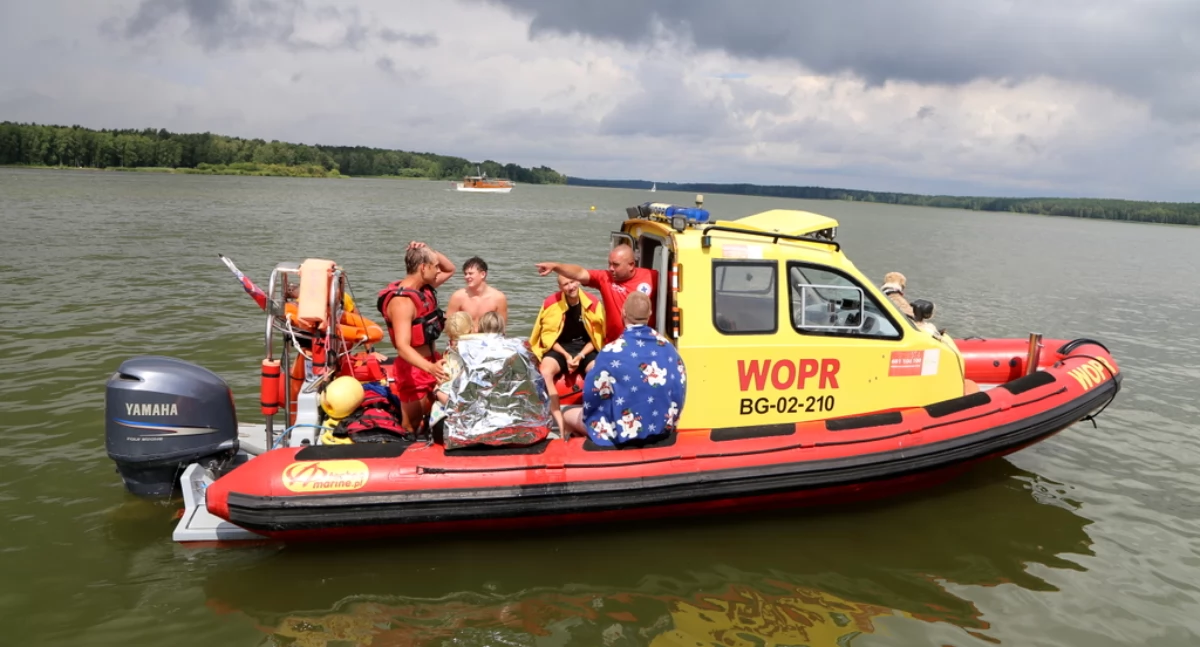 Słońce, plaża, jezioro... ale także policyjne radiowozy. Co działo się nad Zalewem Koronowskim?