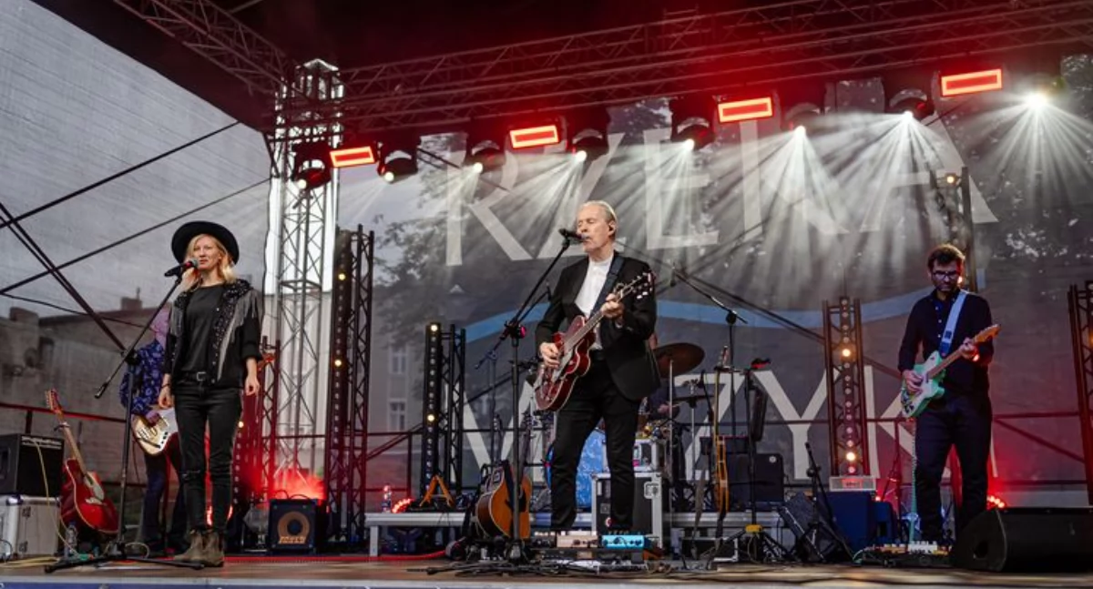 Rzeka Muzyki porwała Bydgoszcz. Bluesowe emocje na scenie