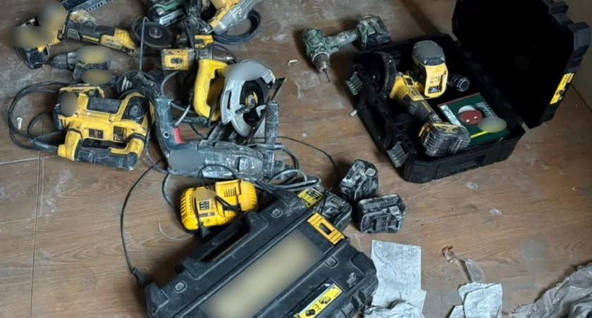 Dzielnicowi ze Śródmieścia rozpracowali kradzież elektronarzędzi. Łupy za 32 tys. zł, odzyskano sprzęt w powiecie toruńskim