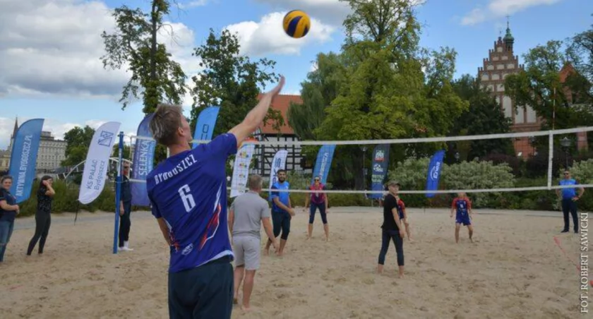 Bydgoska Wyspa Siatkówki 2025. Rodzinne święto sportu na Wyspie Młyńskiej