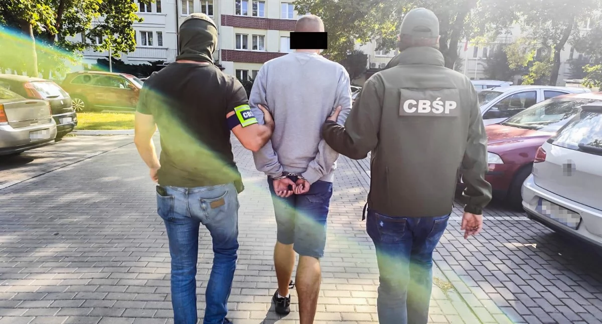Bydgoski trop w aferze „mafii śmieciowej” – urzędnik wśród zatrzymanych