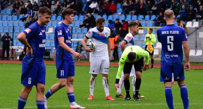 Niewykorzystane karne bolą. Zawisza przegrywa w Świnoujściu 0:1