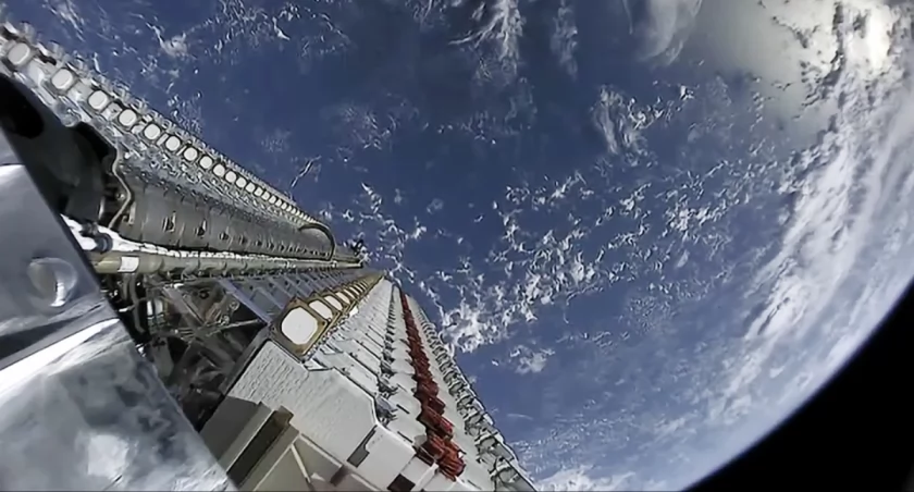 Starlink nad Bydgoszczą: krótki 20 X i pełny 21 X