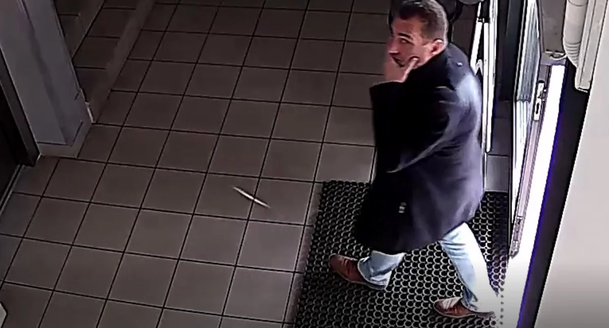Śródmieście: kradzież ponad 10 tys. zł. Rozpoznajesz go?
