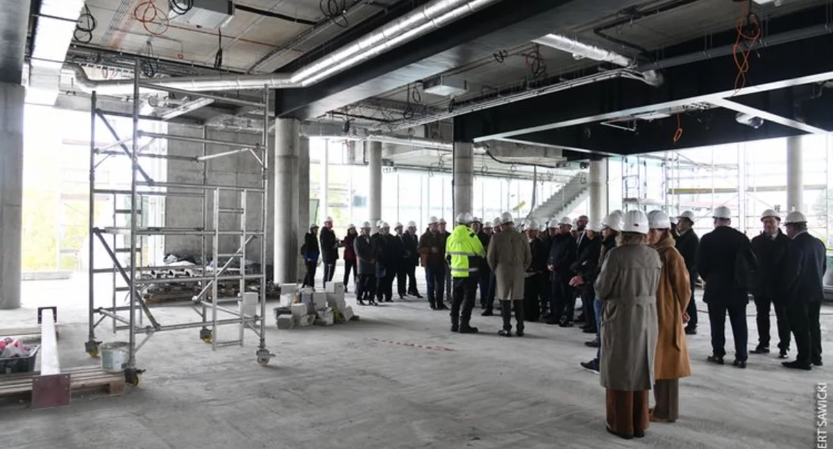 IV krąg Opery Nova: wykończeniówka w toku, 116 mln zł