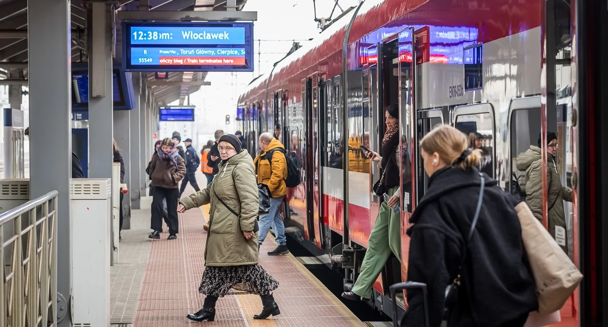 1 listopada: 221 pociągów w regionie kujawsko‑pomorskim