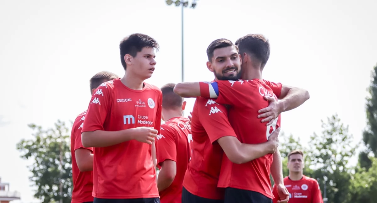 Chemik zimuje na szczycie IV ligi po 2:0 z Wisłą