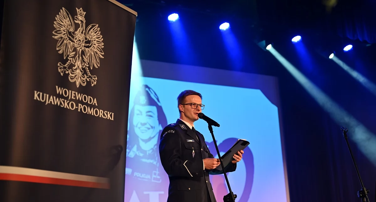 Sępólno: koncert policjantów na 100-lecie Kobiet w Policji